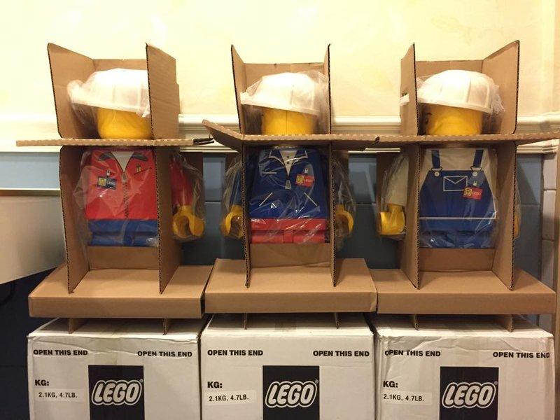 【積木樂園】(樂高免運費）樂高19吋 大人偶 19' INCHES LEGO STAFF 三個一組 不拆售