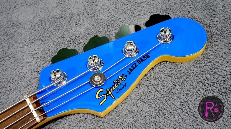 拉斐爾🎸】Squier by Fender TOMOMI JAZZ BASS SKY BLUE Bluetus