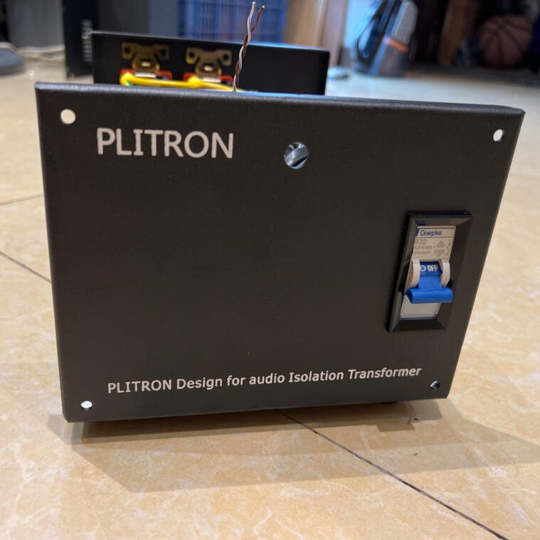 現貨 加拿大 Plitron 音響隔離變壓器 全新超值款 500W 500VA Oyaide銀錫 IG8300醫療插座