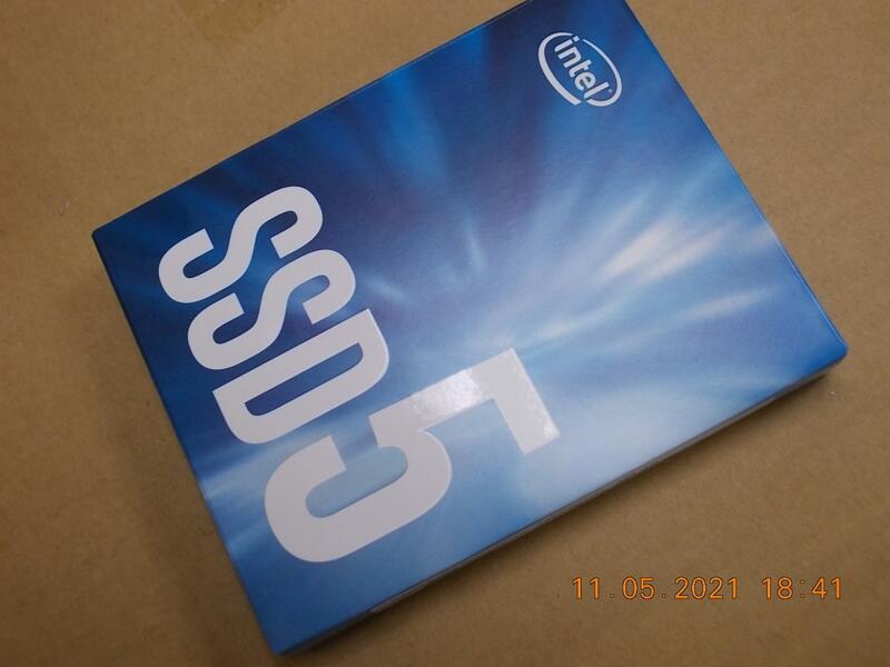 全新 Intel 545S 256GB M.2 2280 SATA SSD 固態硬碟