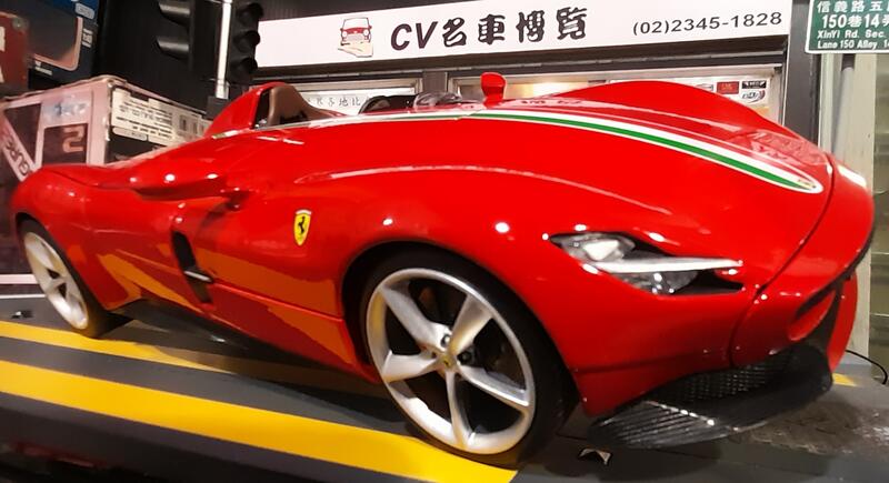 【CV名車博覽】《訂金賣場》1/18 Bburago 精細版 Ferrari SP1