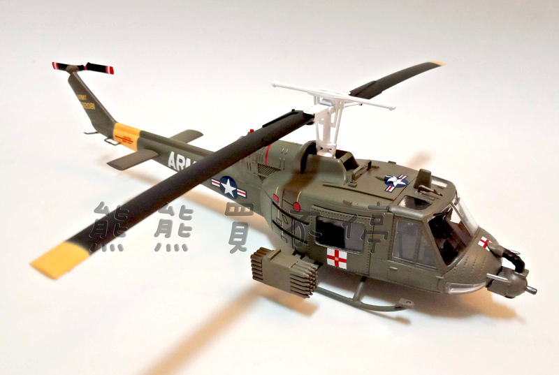[在台現貨] 美軍 UH-1B 休伊 UH-1 武裝直升機 1/72 直升機模型
