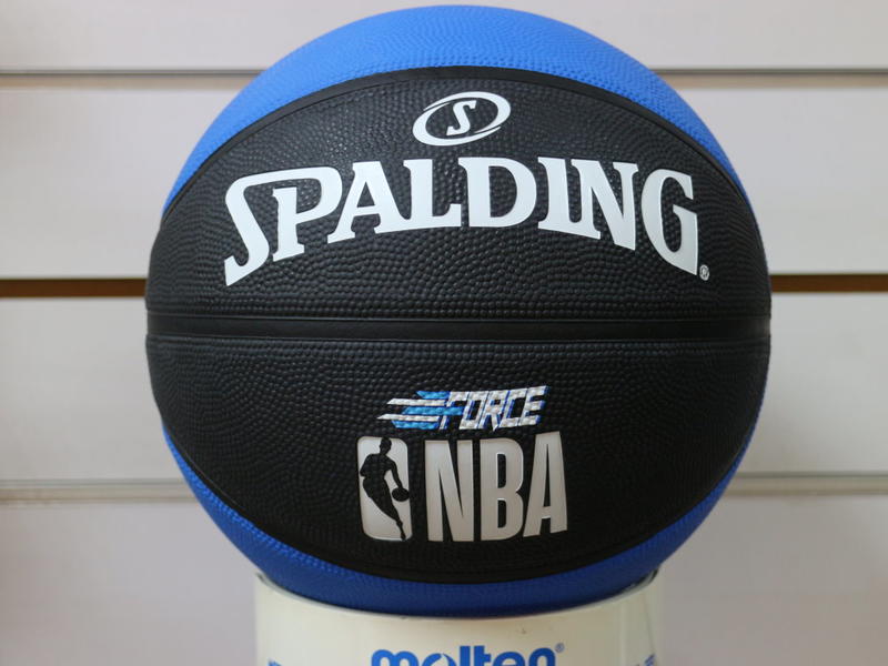 (缺貨中)斯伯丁 FORCE 系列 NBA 標準七號 室外球 籃球 另賣 molten NIKE 打氣筒 籃球袋 7號