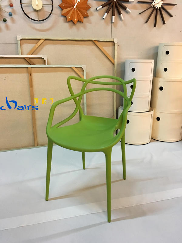 【挑椅子】北歐風 Master Chair 餐椅/戶外椅。綠色。(復刻版) 570