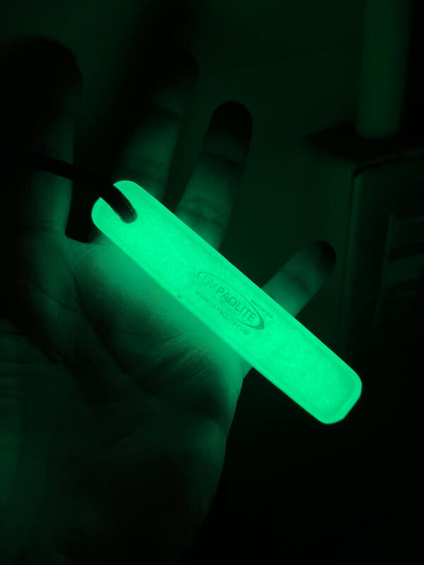 美國製 UVGLOSTIK 螢光棒 (綠光) UVPAQLITE UVGLOSTIK-GR  (美製) 非一次性