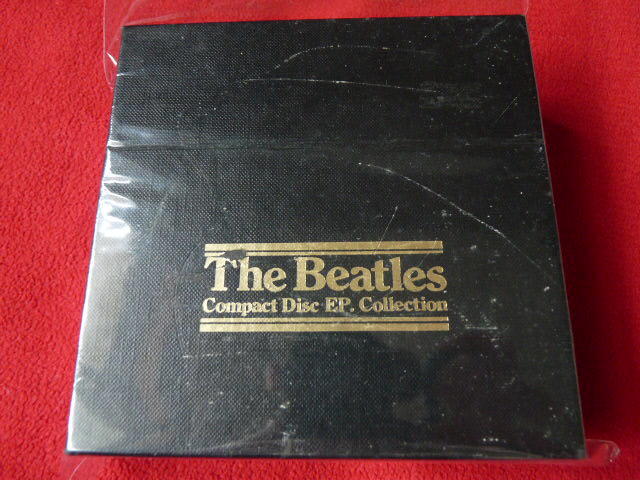 Beatles披頭四：EP全集/Capitol美國版/15CD盒裝/14張EP原始封套＋1張額外EP