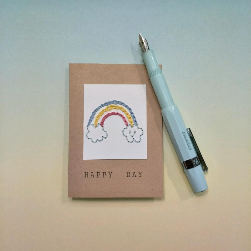 [3F-2雜貨舖] 紙刺繡手工卡片 HAPPY DAY 快樂微笑彩虹手縫小卡 / 萬用卡 祝福卡 賀卡 禮卡