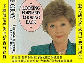 博民Looking罕見Forward Looking Back: An Autobiography露天367799 D 