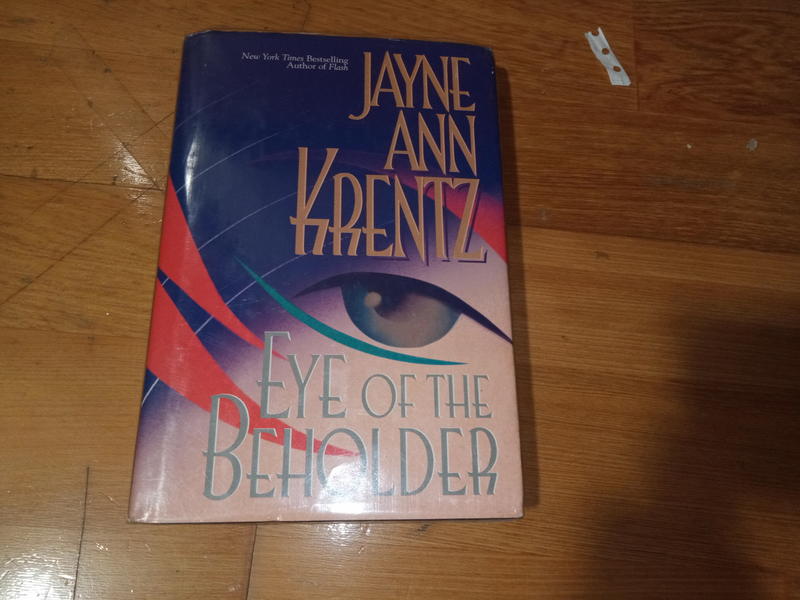 中精裝原文書【Eye of the Beholder 觀者之眼】Jayne Ann Krentz珍·安·克蘭茲