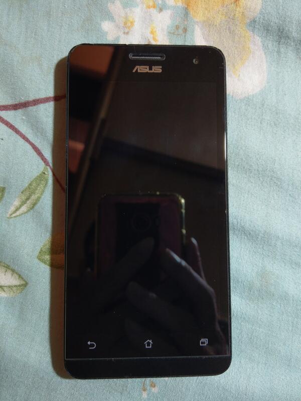 華碩 Asus Zenfone 5 T00P 4G LTE (零件機)