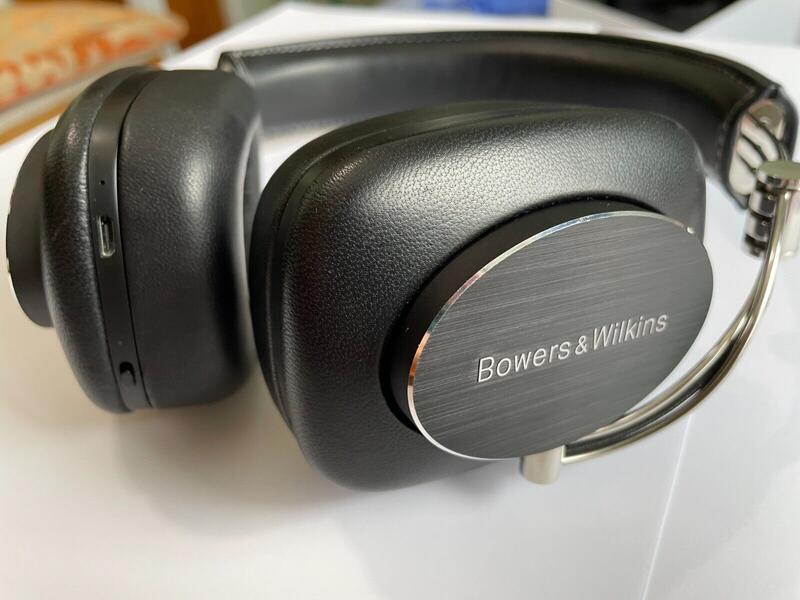 Bowers & Wilkins P7 無線＋有線耳機、附輕旅行之防潑水硬殼保護套- 展示品95成新| 露天市集| 全台最大的網路購物市集