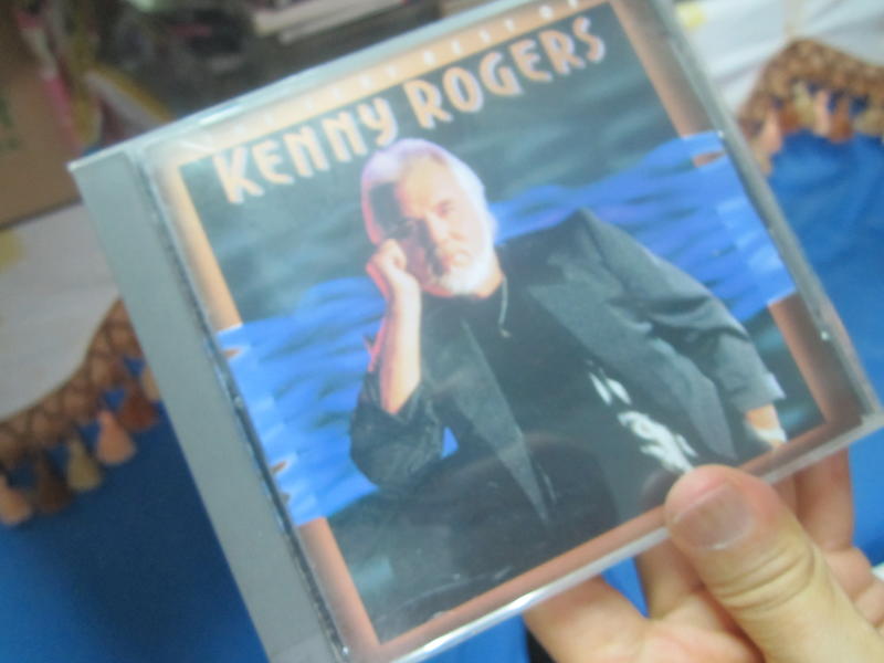 KENNY GOGERS THE VERY BEST OF