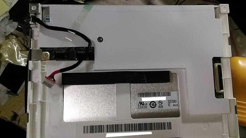 達鍇國際-新竹工業觸控螢幕PRO-FACE GP-4301TM PFXGM4301TAD無法顯示觸控 破裂..等維修更換