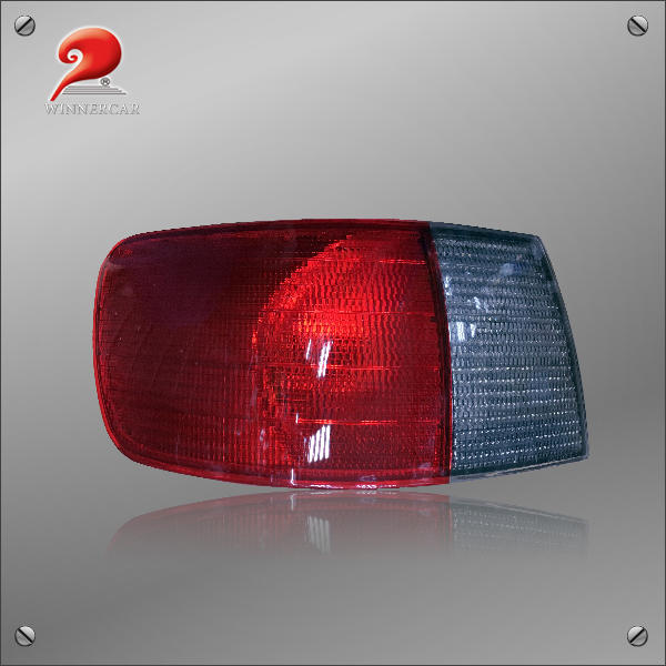 【驚爆市場價 我最便宜】TY558-U10WL  98' CORONA PREMIO 紅白左後燈 