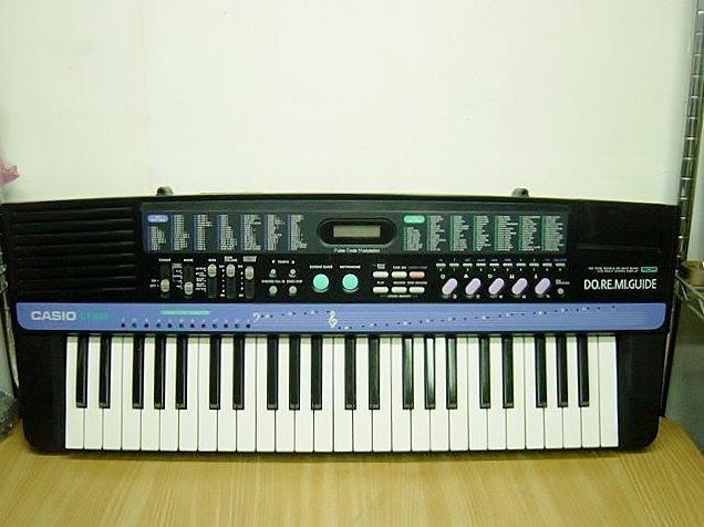 【小劉二手家電】CASIO 電子琴,CT-840型,附背帶
