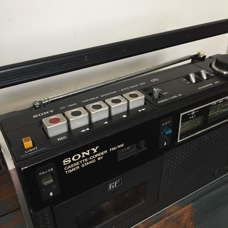 SONY 早期收錄音機ソニーCF-1900 專業級銘機ラジカセ日本製(已售出，勿 