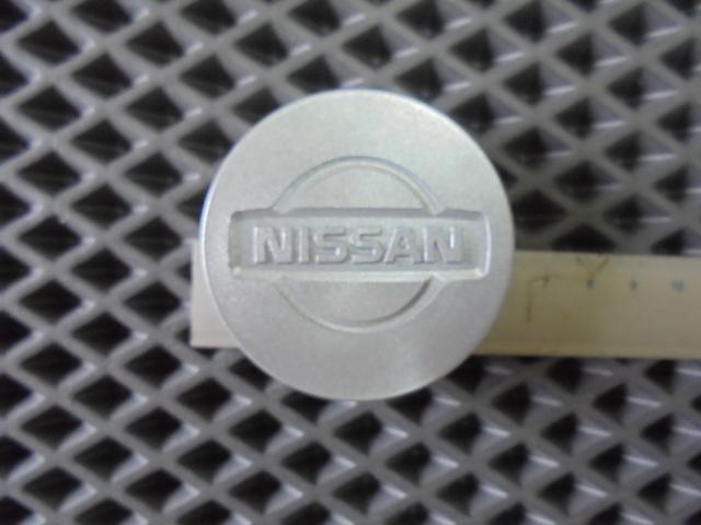 NISSAN CEFIRO X-TRAIL SERENA SENTRA180鋁圈中心蓋組4個 小(原廠全新品)