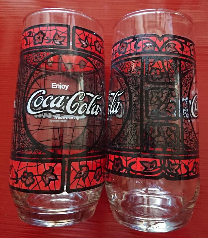 可口可樂 COCA COLA 玻璃杯 二個不拆賣【三十之上 是賺旅費的】