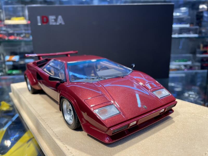 Lamborghini Countach LP5000 QV 1985 1/18 Make-Up IDEA IM067F