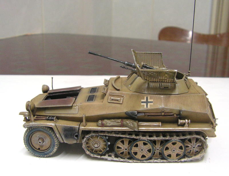 (全手工完成品/已售出)二戰德軍 Sd.Kfz.250/9 A型(2cm)半履帶裝甲砲車[改造光影塗裝粉彩舊化1/35 