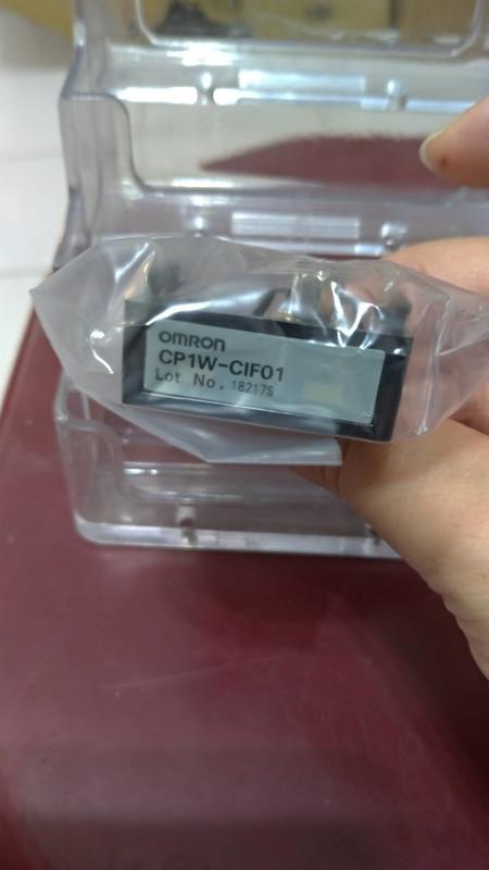 OMRON CP1W-CIF01 PLC通訊模組