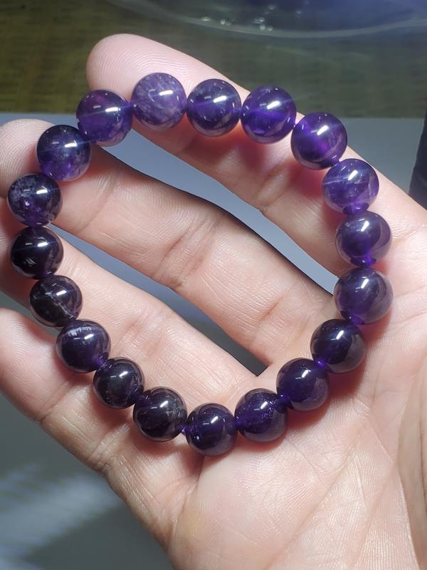 【嚴選高檔】No.8 烏拉圭ESP深紫色 紫水晶手珠「紫到發黑」，13mm 出清價,隨機出