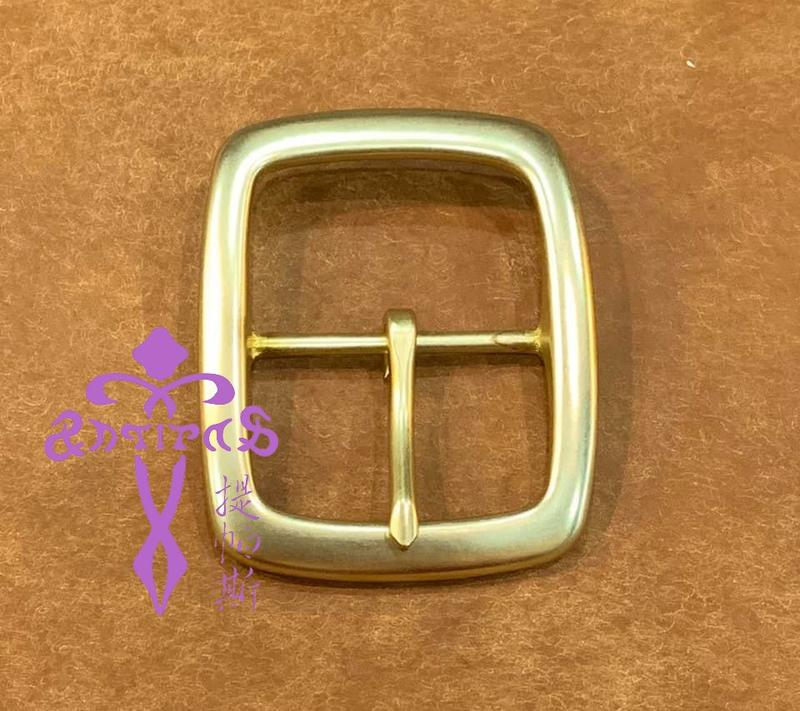 Antipas安提帕斯手工皮革--銅製5001日字型皮帶頭(黃銅色50mm)--商品編號G1750014
