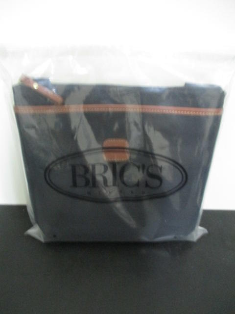 BRIC'S 斜肩包 送小物品