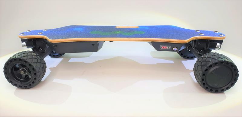 【瘋狂電鰻】[現貨] 第2代小電鰻 HexaBoard G2 電動滑板 便利安全都會小板 自行開發設計 全面優化