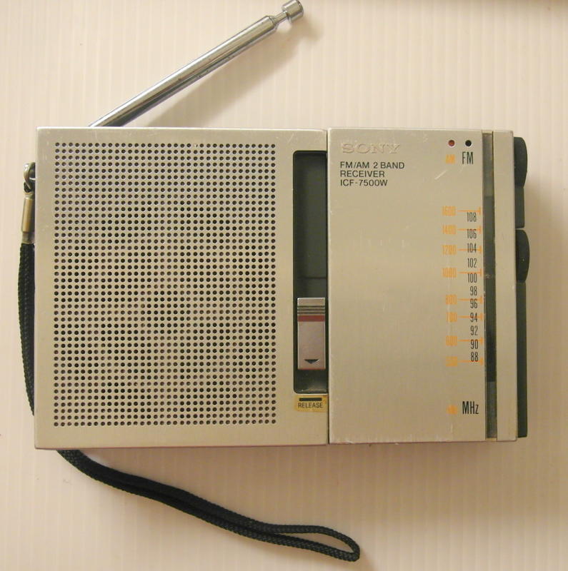 早期 1976年 日製 SONY ICF-7500W FM AM  RADIO 收音機  ～～  功能正常