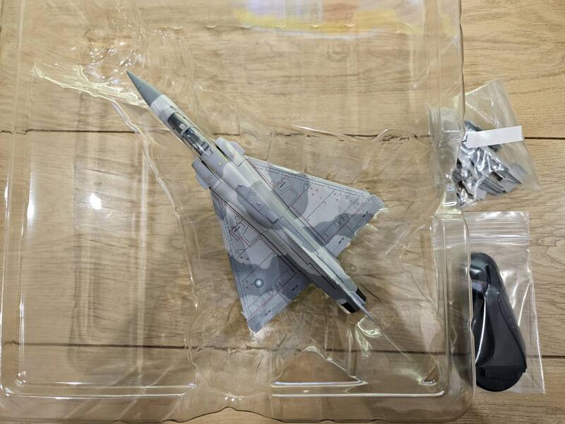 八田元氣小棧: 全新日版限量台灣空軍HA1611 HM 幻象Mirage 2000 八田元氣小棧: 全新日版限量台灣空軍HA1611 HM 幻象Mirage 2000