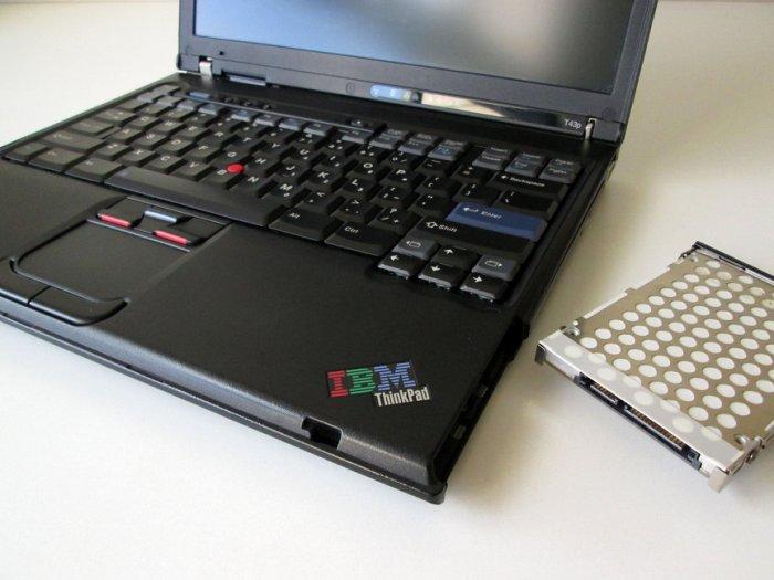 〖暮後黑手〗ThinkPad T43p SATA 改裝版 SSD 120g Windows 7 14
