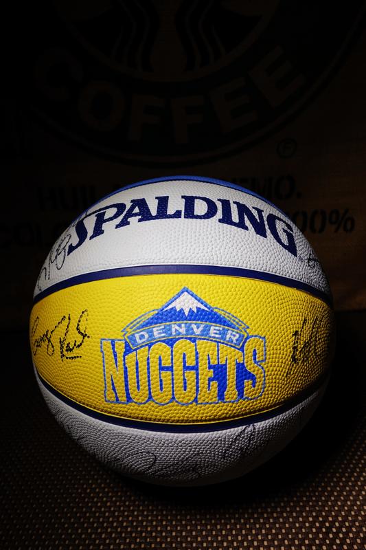 NBA 2011-2012賽季丹佛金塊隊簽名球 "少女時代時期" 非KOBE JORDAN CURRY