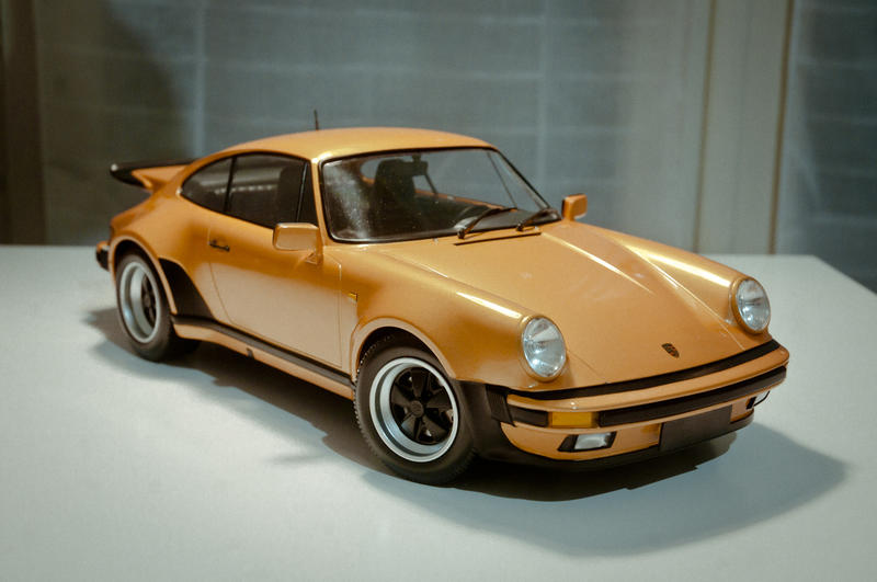 Minichamps Porsche 911 (930) Turbo 1977 限量100台 1/12
