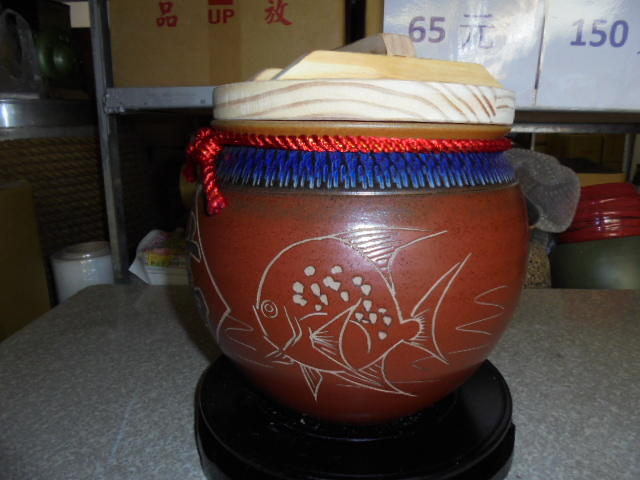 [已售出]頂級年年有魚雙胖魚   8斤1080元 米甕 米缸 米桶 米箱 老茶 普洱茶 聚寶 甕
