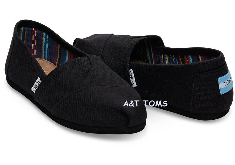 ☀╮A&T-TOMS╭☀專賣店BLACK ON BLACK WOMEN'S CANVAS CLASSICS 帆布鞋【黑】