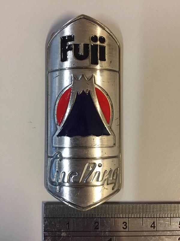 FUJI復古鋁質頭管標。富士 日本原廠貨背貼膠
