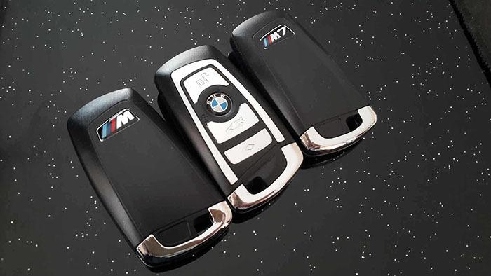 LOVE DESIGN創意商品禮品館~創意BMW車7系列鑰匙 32GB隨身碟USB