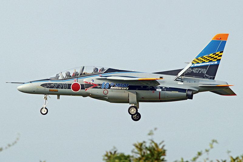 HASEGAWA 長谷川模型02138 日本航空自衛隊川崎T-4 海豚教練機60週年