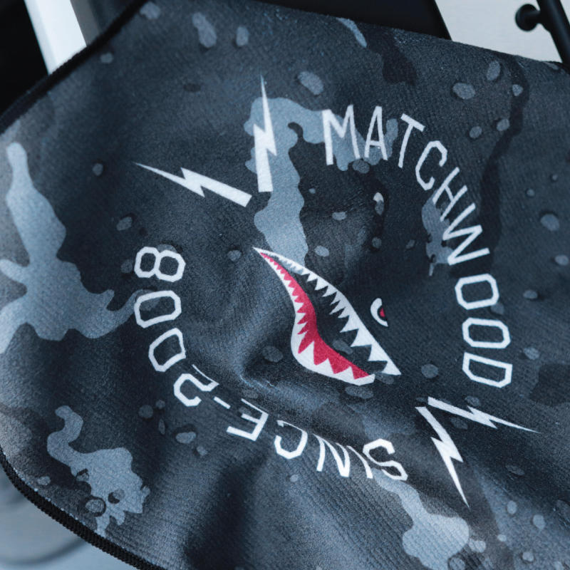 【Matchwood直營】Matchwood 經典鯊魚 深灰沙漠迷彩款 方型萬用小毛巾 / 車用擦拭布