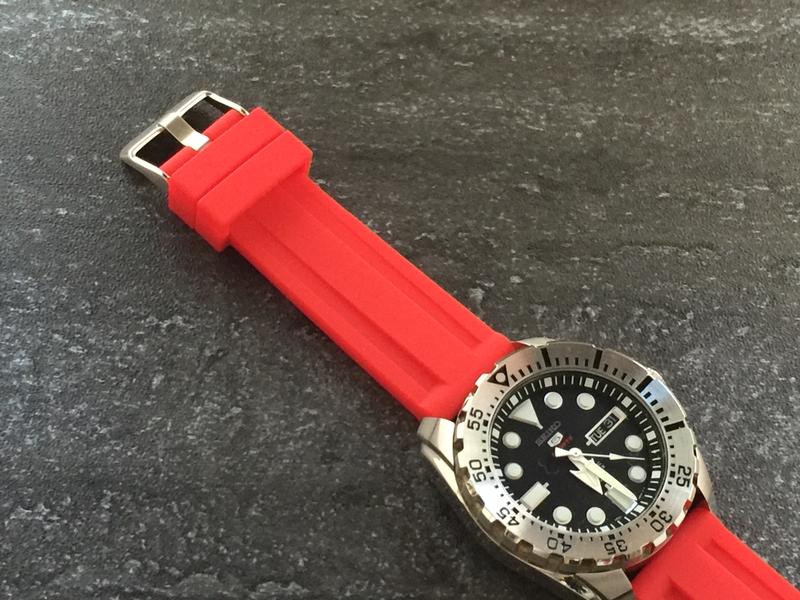 20mm紅色高質感矽膠錶帶,替代小沛 水鬼錶 潛水錶 DIVER 雙凹溝紋oris  promaster seiko