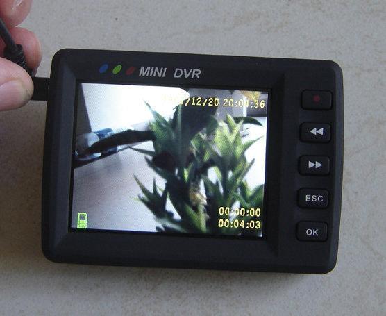 超清 搖控啟動 鈕扣針孔CCD鏡頭攝影機+2.7吋DVR監視器/行車紀錄器 錄影筆 可遙控#23129