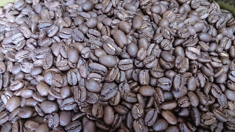 奇波咖啡 低溫烘焙咖啡豆  黃金曼 黃金曼特寧 3次手選 頂級特選   濃郁回甘  層次豐富    焦糖味足 3包半磅