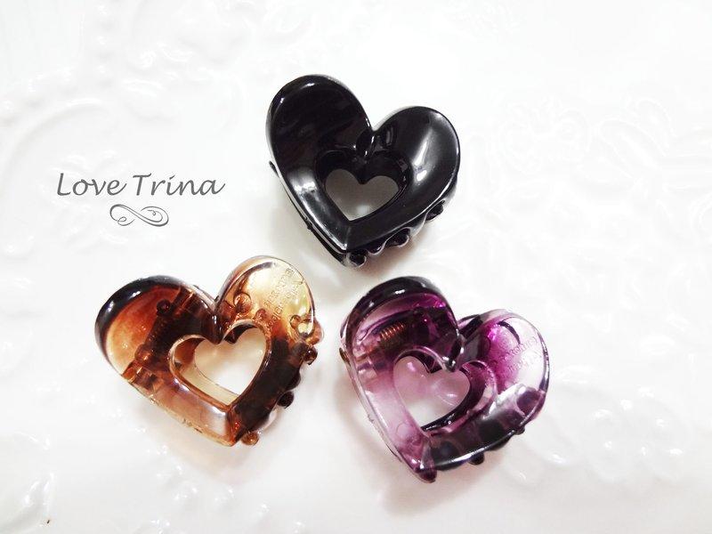 【Love Trina】韓國進口。正韓✈ 6902-0373。縷空愛心小抓夾。小鯊魚夾。髮飾 (3色)