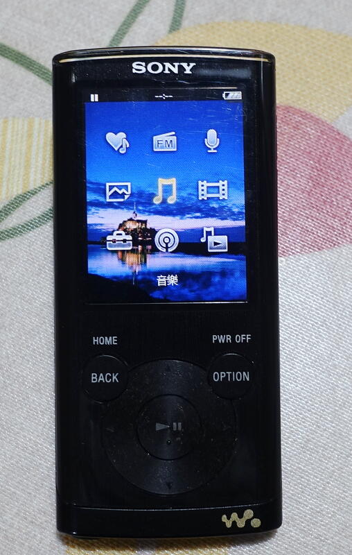 SONY Walkman (NWZ-E453)  數位隨身聽4GB