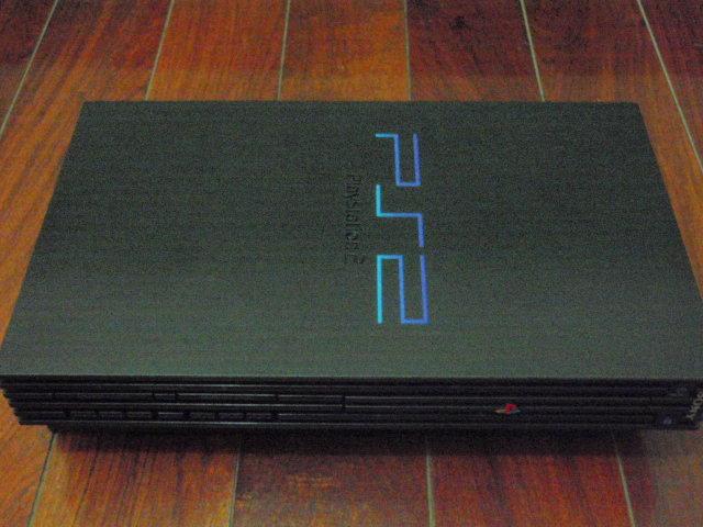 友人託售 PS2 10000型 + ( PS1 / PS2 )遊戲光碟 + 攻略本