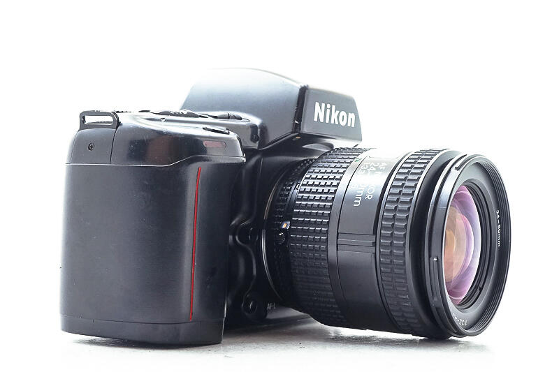 Nikon f90x+af24-50-