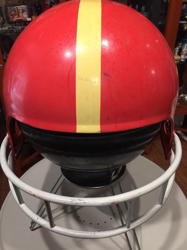 美式足球頭盔造型烤肉爐
