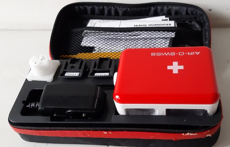 没使用過的瑞士精品 BONECO AIR-O-SWISS AOS U7146 迷你紅色攜帶型加濕器+攜帶包