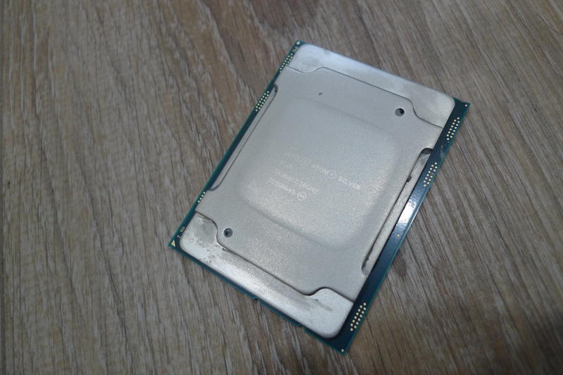 *毛怪屋* Intel Xeon Silver 4110 2.1 GHz 八核心 處理器